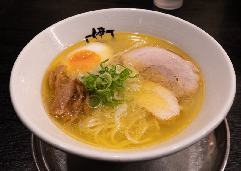 韋駄天の塩ラーメン